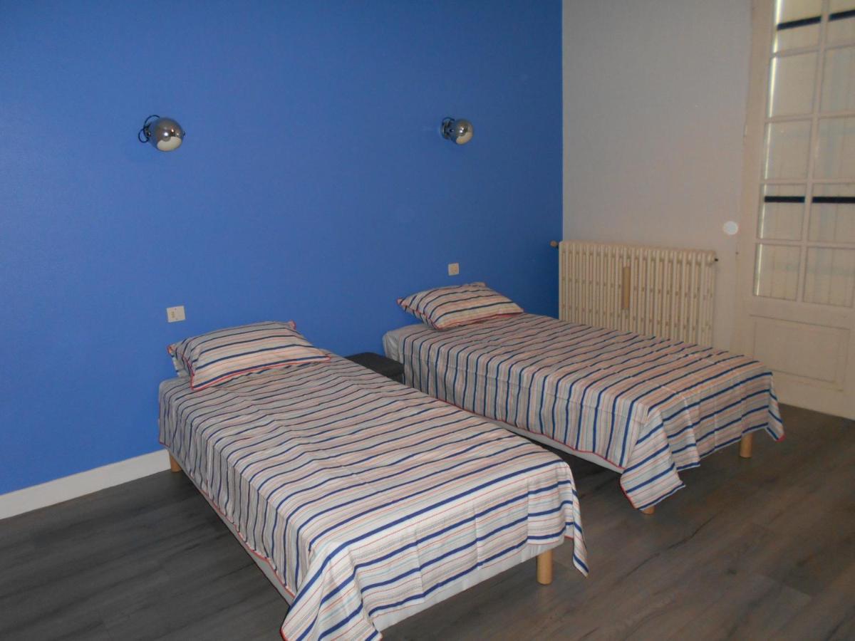 Gite Le Penten Villeréal Buitenkant foto